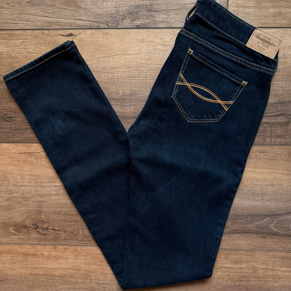 Women’s Abercrombie & Fitch Straight Leg Jeans
